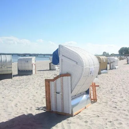 아파트 Spacious Near Seabeach Großenbrode